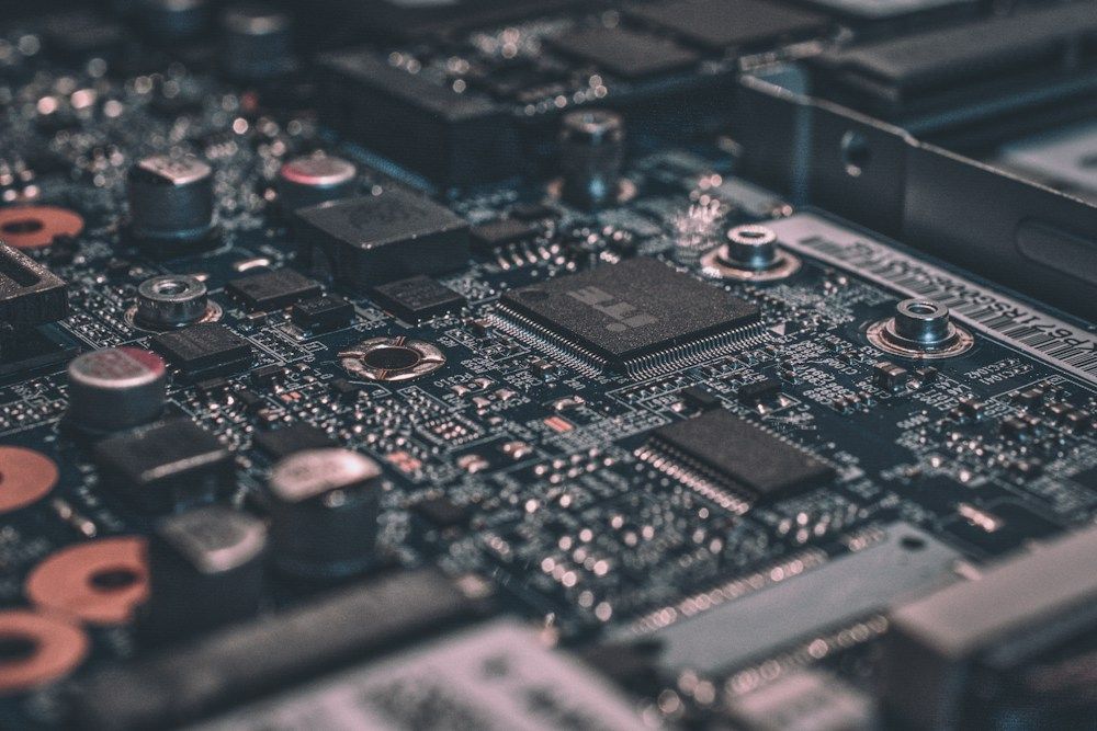 Electronic components and technology hardware