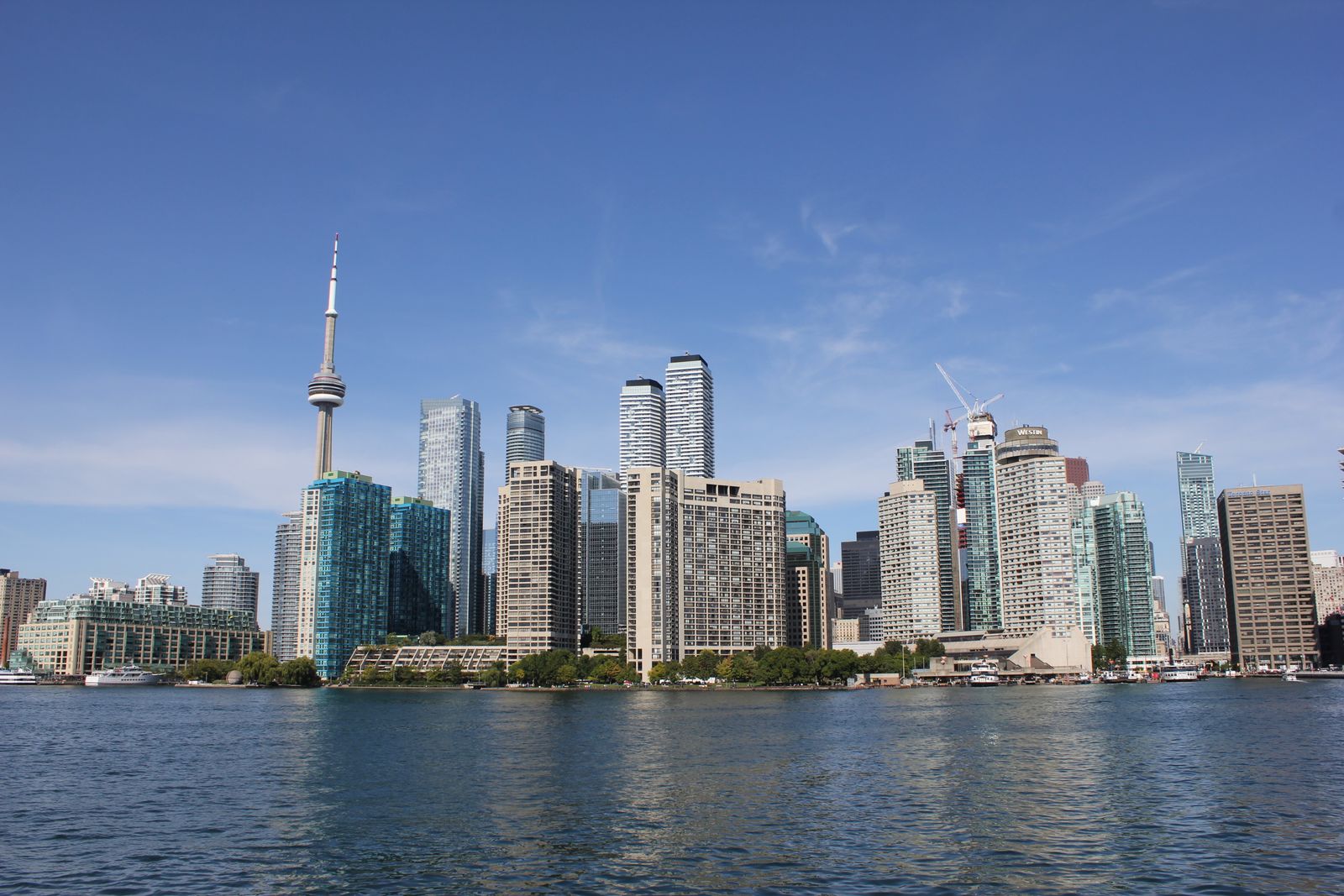 Le front de mer et les immeubles de Toronto